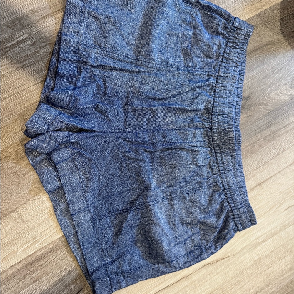 Old Navy Chambray linen shorts